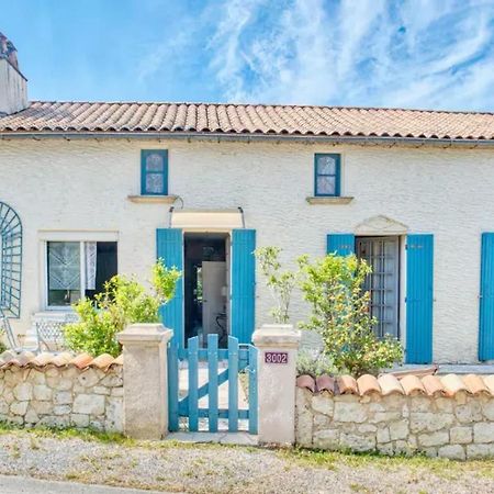 Villa Charmante A Bosset Avec Piscine Partagee Екстер'єр фото